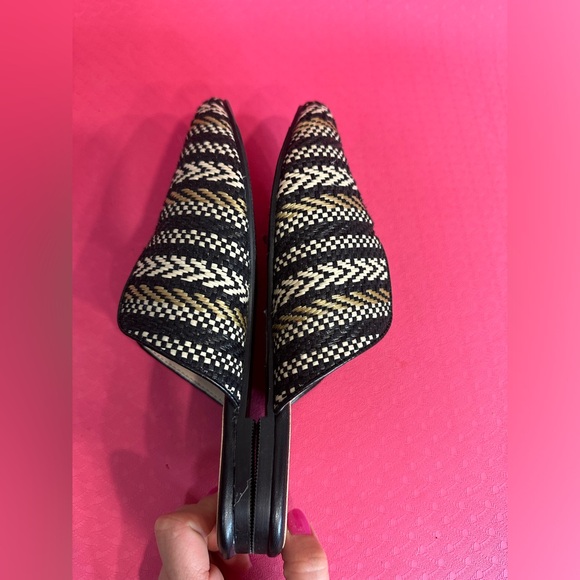 RESTRICTED MULES - Picture 8 of 8